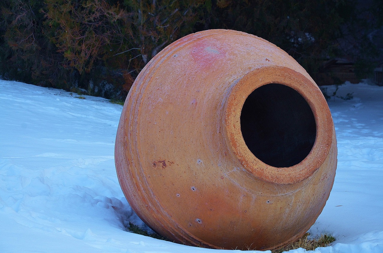 Fantastic Pottery Decoration Techniques You Should Try
